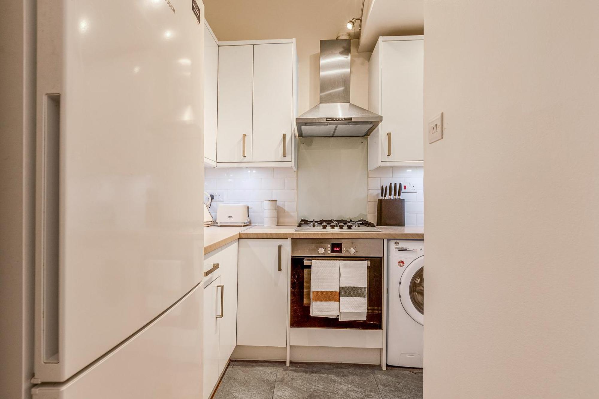 Stylish 2br Flat With Terrace In North Kensington Appartamento Londra